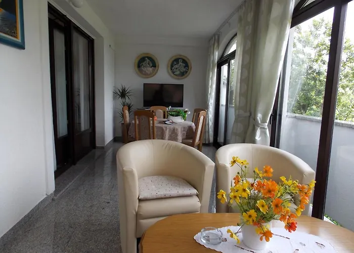 Apartament Cutic
